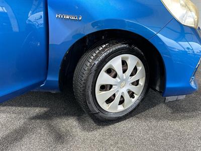 2012 Toyota Aqua - Thumbnail