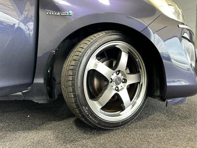 2015 Toyota Aqua - Thumbnail