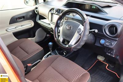 2012 Toyota Aqua - Thumbnail