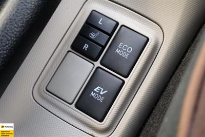 2012 Toyota Aqua - Thumbnail