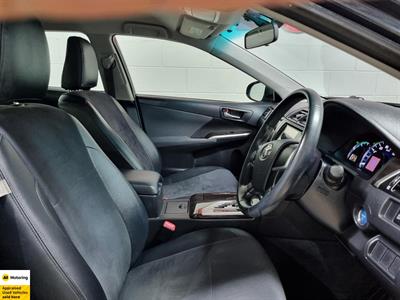 2012 Toyota Camry - Thumbnail