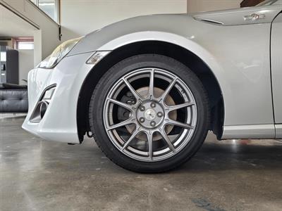 2012 Toyota 86 - Thumbnail