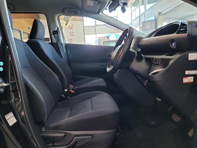 2015 Toyota Sienta - Thumbnail