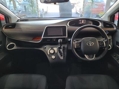 2015 Toyota Sienta - Thumbnail