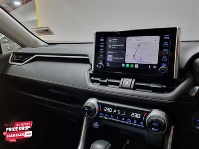 2021 Toyota RAV4 - Thumbnail