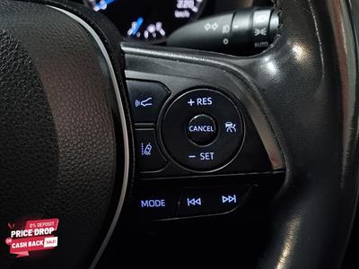 2021 Toyota RAV4 - Thumbnail