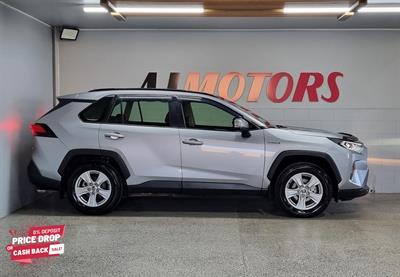 2021 Toyota RAV4 - Thumbnail