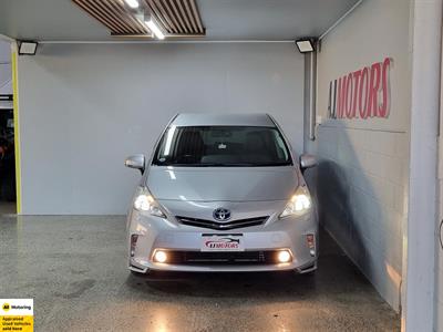 2012 Toyota Prius - Thumbnail