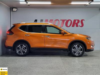 2021 Nissan X-Trail - Thumbnail
