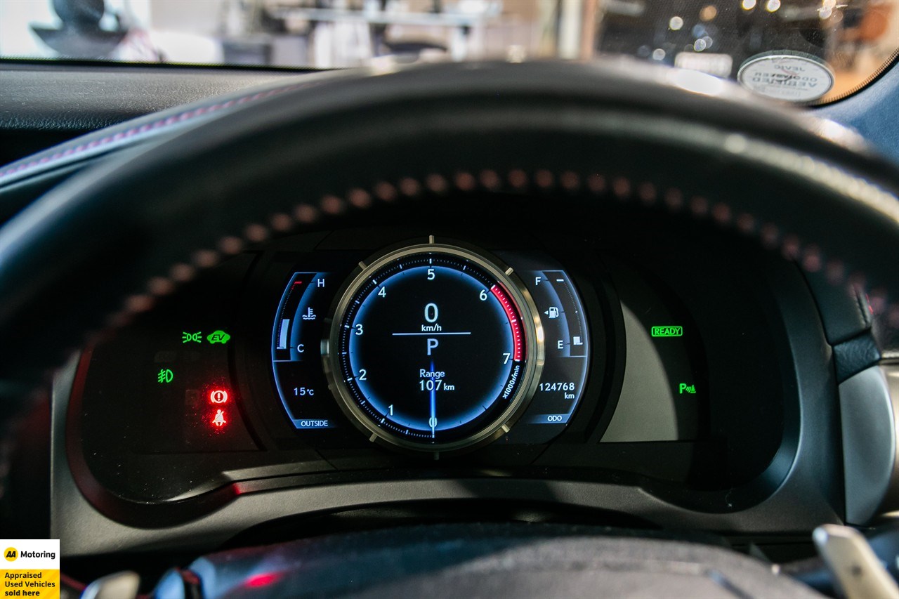 2013 Lexus IS 300h