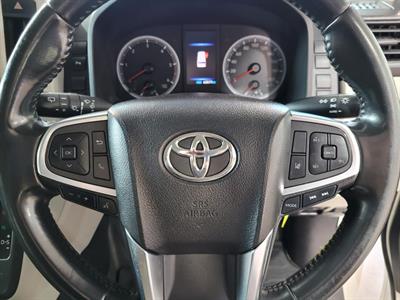2020 Toyota Hiace - Thumbnail