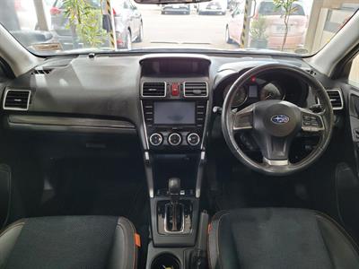 2015 Subaru Forester - Thumbnail