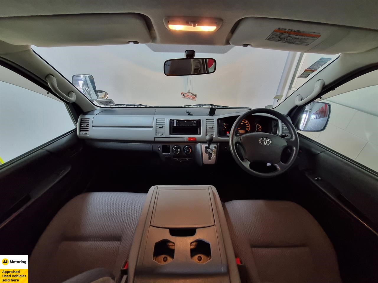2009 Toyota Hiace