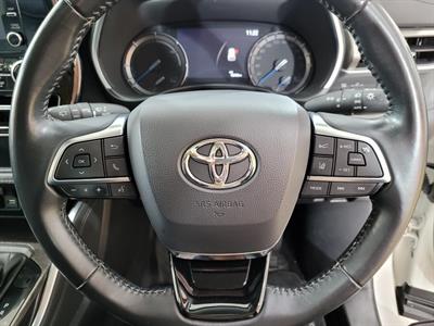 2021 Toyota Highlander - Thumbnail