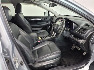 2015 Subaru Legacy - Thumbnail