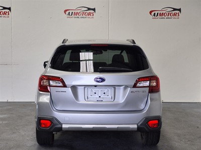 2015 Subaru Legacy - Thumbnail