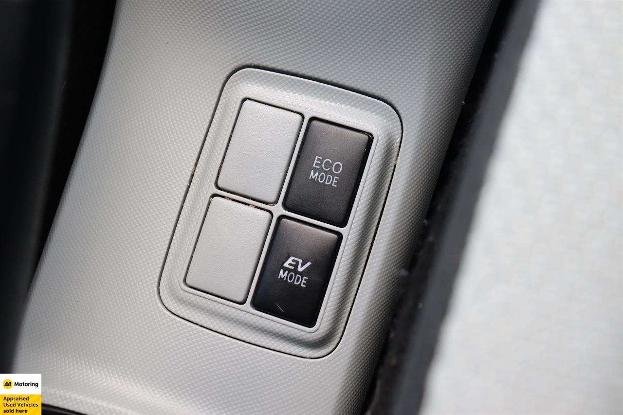 2014 Toyota Aqua