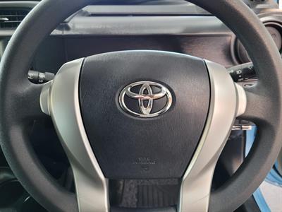2012 Toyota Aqua - Thumbnail