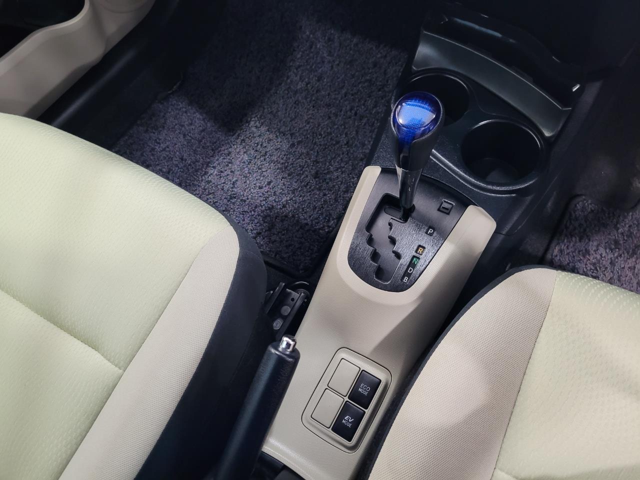 2012 Toyota Aqua