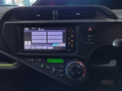 2012 Toyota Aqua - Thumbnail
