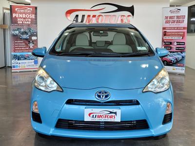2012 Toyota Aqua - Thumbnail