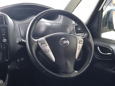 2016 Nissan Serena - Thumbnail