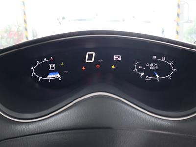 2016 Nissan Serena - Thumbnail