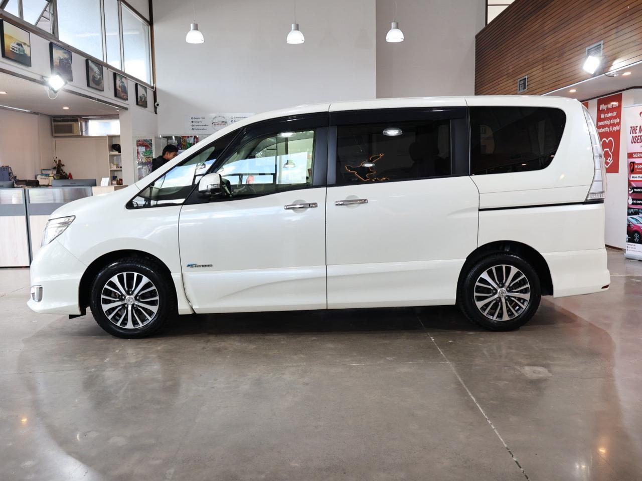 2016 Nissan Serena