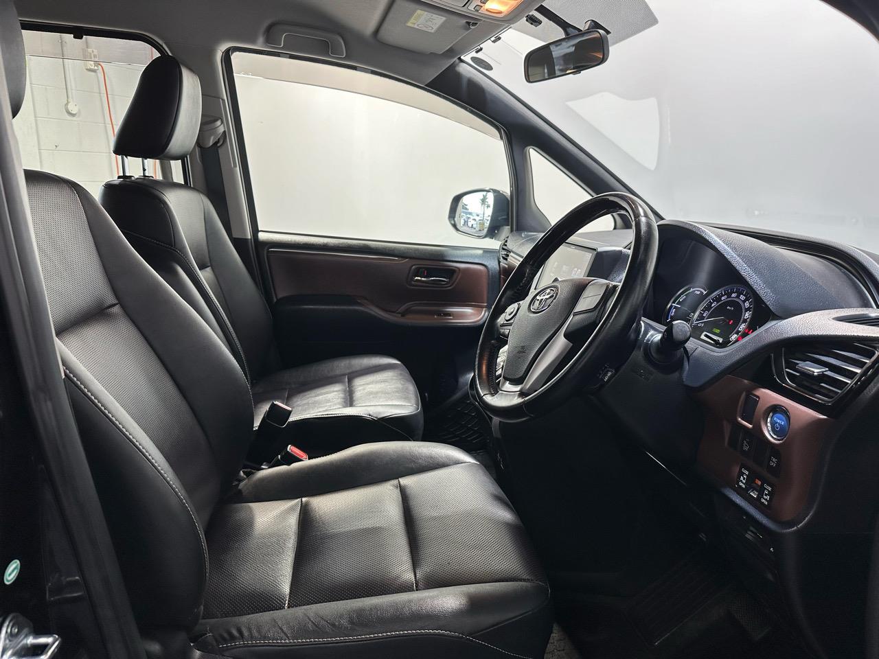 2015 Toyota Esquire