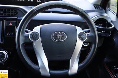 2016 Toyota Aqua - Thumbnail
