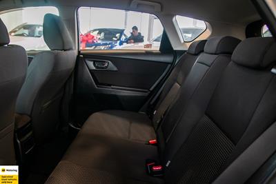 2014 Toyota Auris - Thumbnail