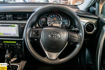 2014 Toyota Auris - Thumbnail