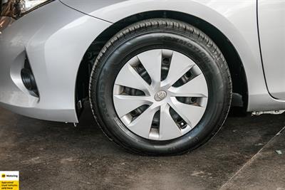 2014 Toyota Auris - Thumbnail