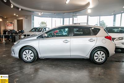 2014 Toyota Auris - Thumbnail