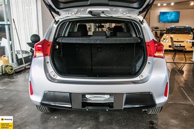 2014 Toyota Auris - Thumbnail