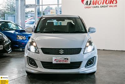 2014 Suzuki Swift - Thumbnail