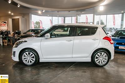 2014 Suzuki Swift - Thumbnail