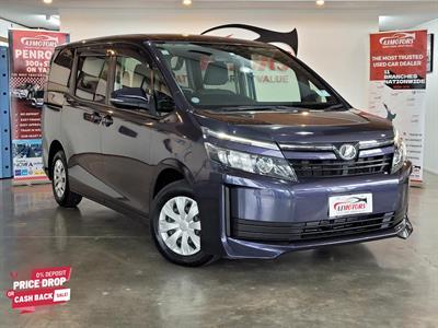 2014 Toyota Voxy