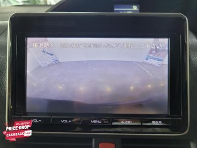 2014 Toyota Voxy - Thumbnail