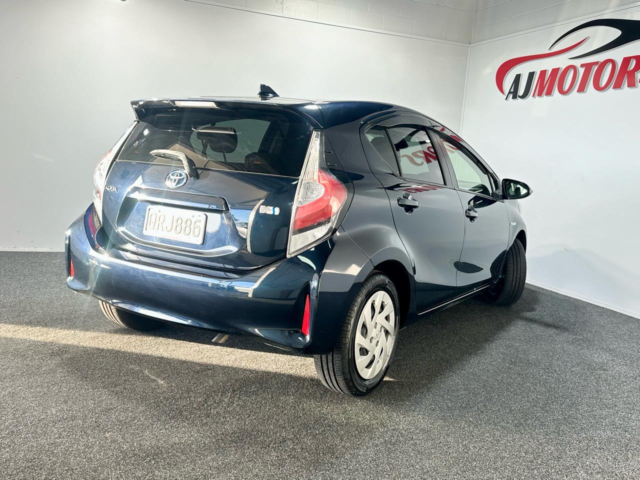 2017 Toyota Aqua