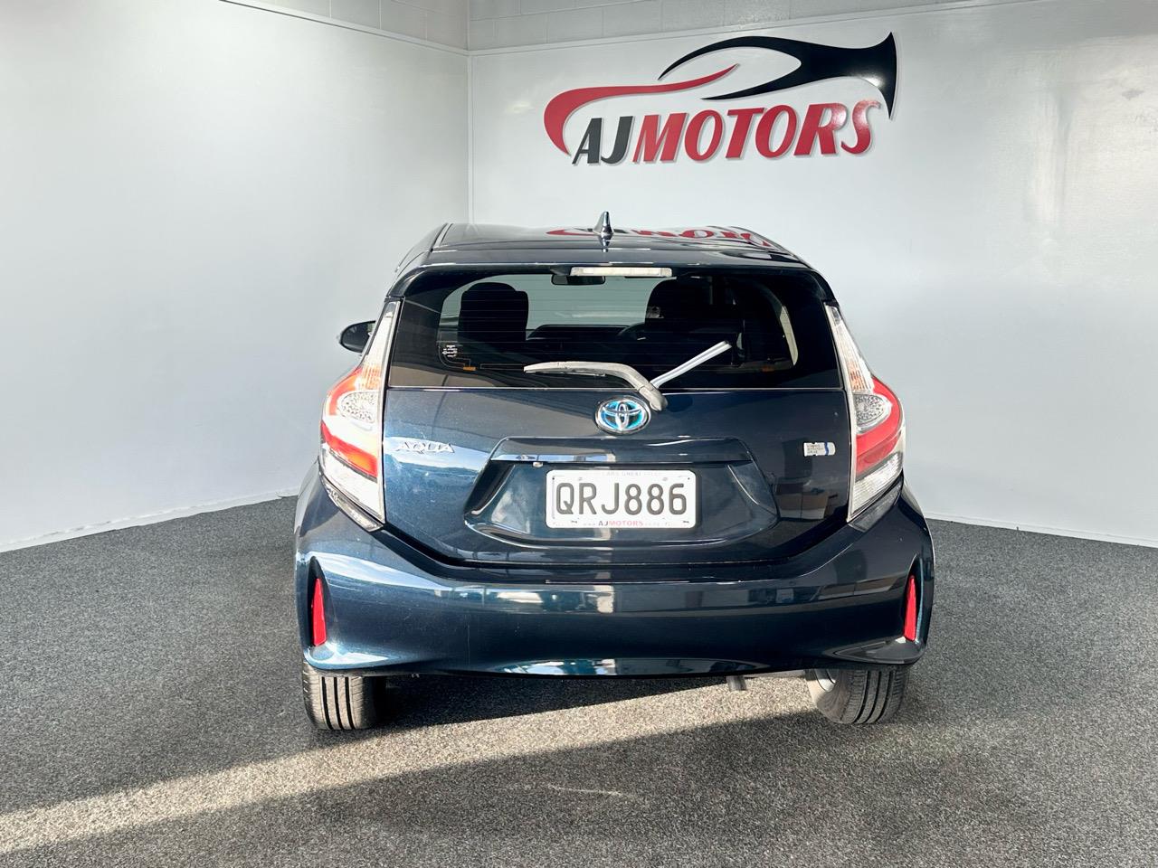 2017 Toyota Aqua