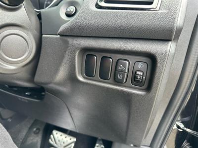 2023 Mitsubishi ASX - Thumbnail