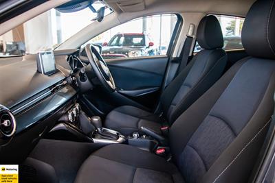 2015 Mazda Demio - Thumbnail