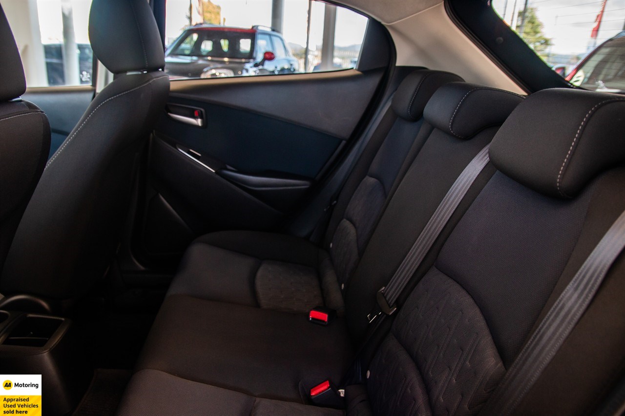 2015 Mazda Demio