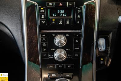 2013 Toyota Sai - Thumbnail