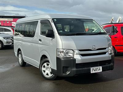 2017 Toyota Hiace - Thumbnail