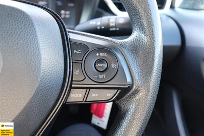 2019 Toyota Corolla - Thumbnail