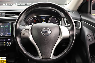 2017 Nissan X-Trail - Thumbnail