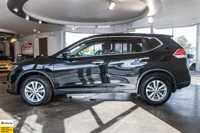 2014 Nissan X-Trail - Thumbnail
