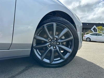 2022 Mazda 3 - Thumbnail